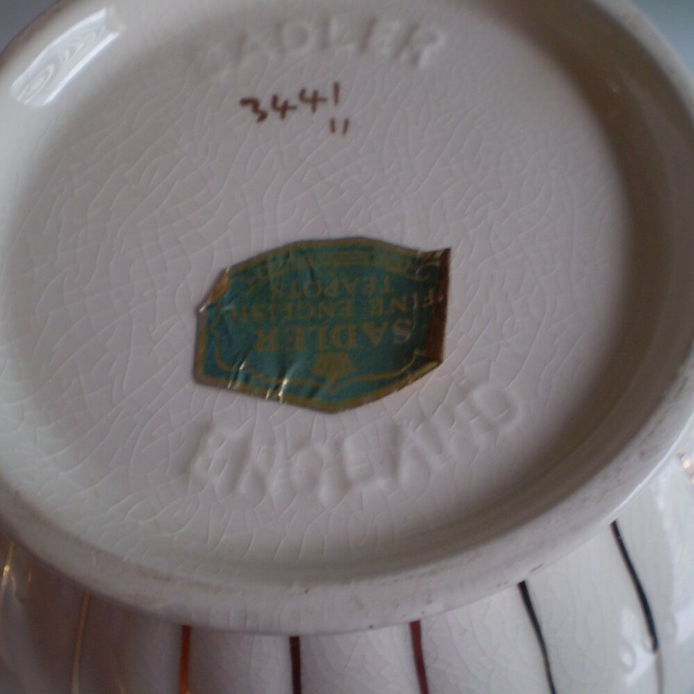VINTAGE SADLER GOLD/WHITE ENGLISH TEAPOT WITH LABEL #3441 - Picture 2 of 5